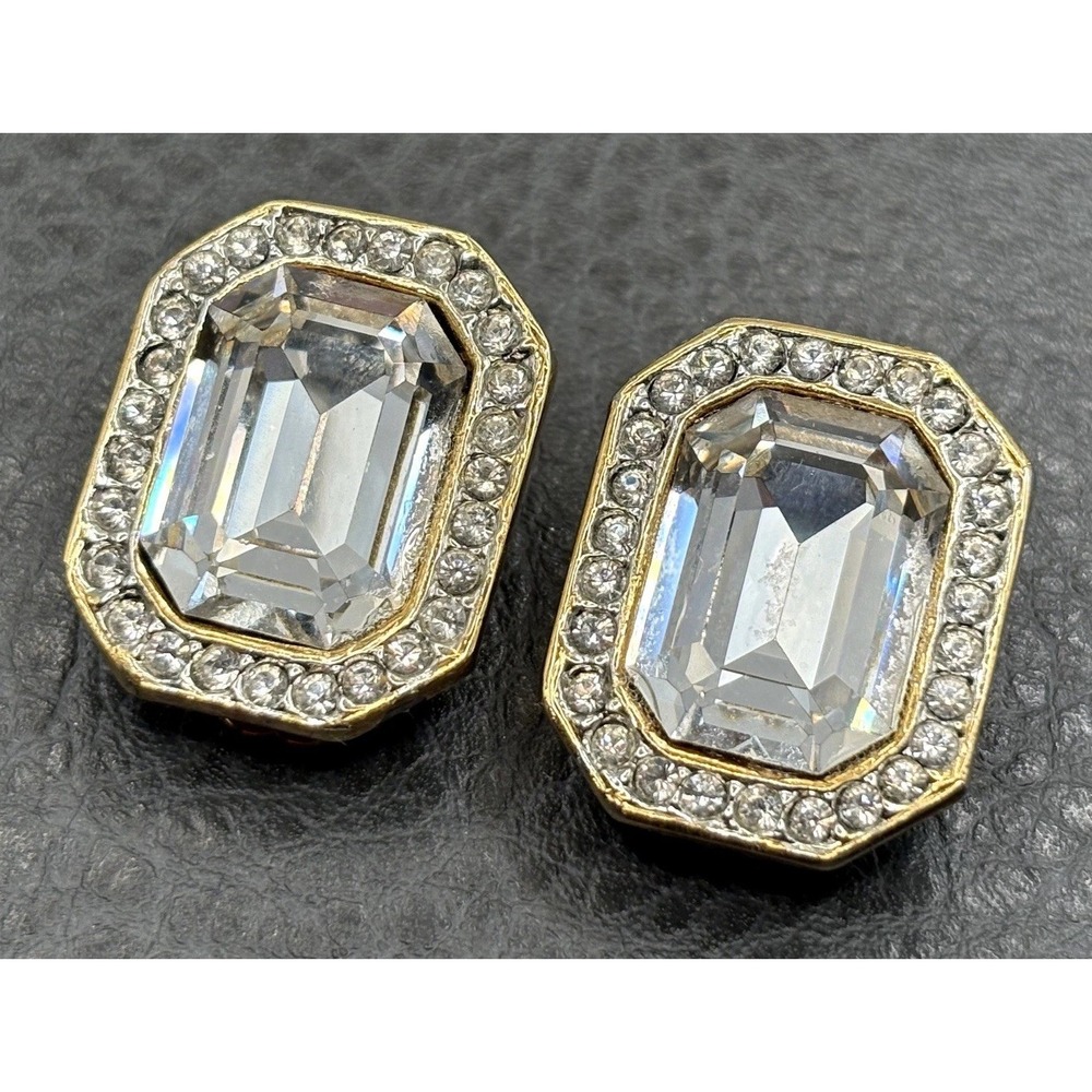 Vintage Kenneth Lane Emerald Cut Crystal Rhinestone Clip On Earrings Gold Tone